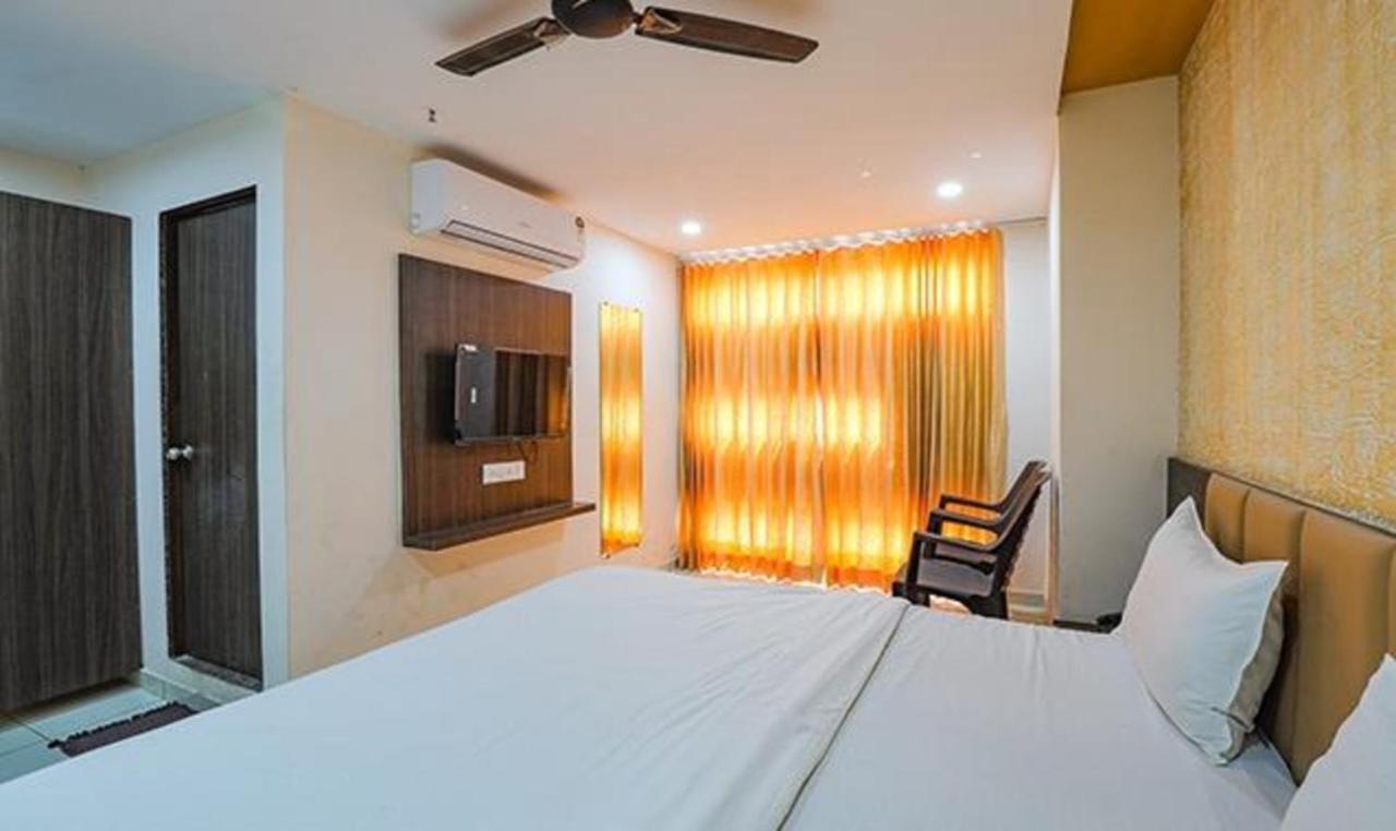 Fabhotel The Heaven Ahmedabad Exterior foto