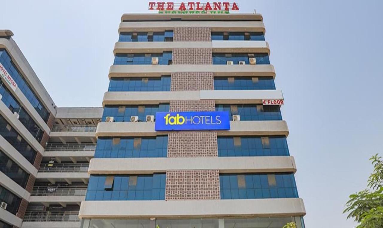 Fabhotel The Heaven Ahmedabad Exterior foto